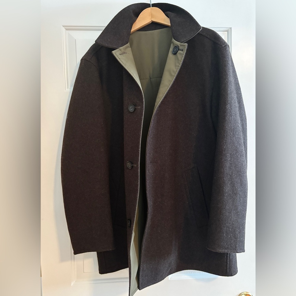 Jos. A Bank Traveler’s Collection wool to nylon reversable coat